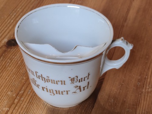 Barttasse 1900 erbstück - barttasse,